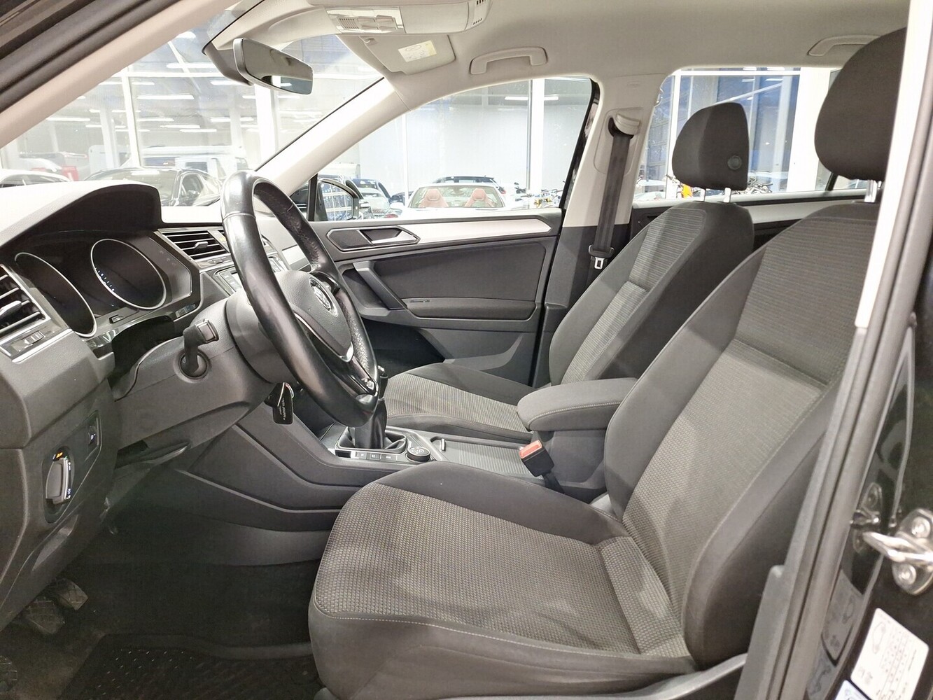 Volkswagen Tiguan vaihtoauto