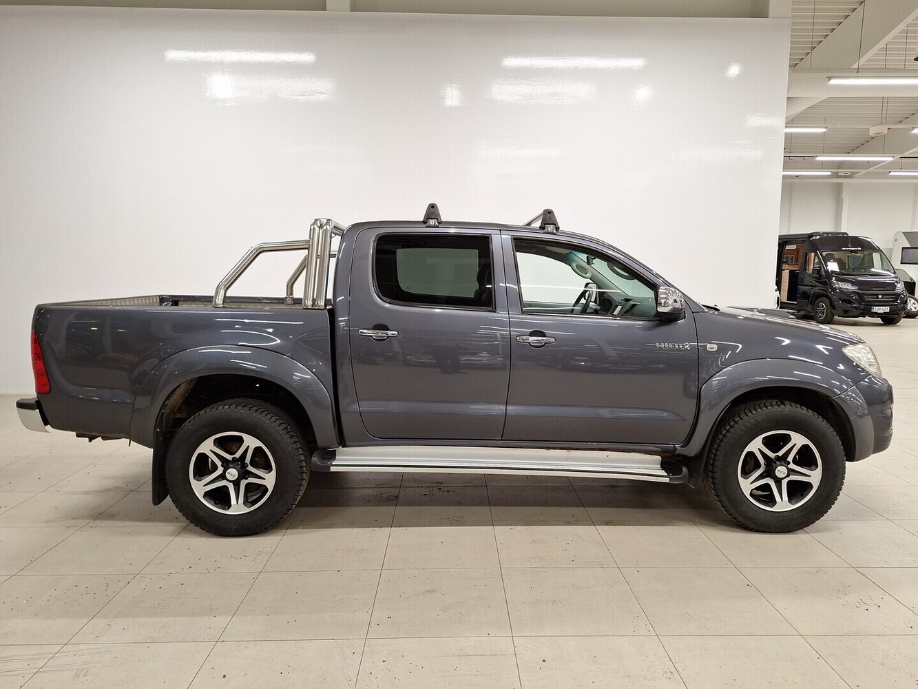 Toyota Hilux vaihtoauto