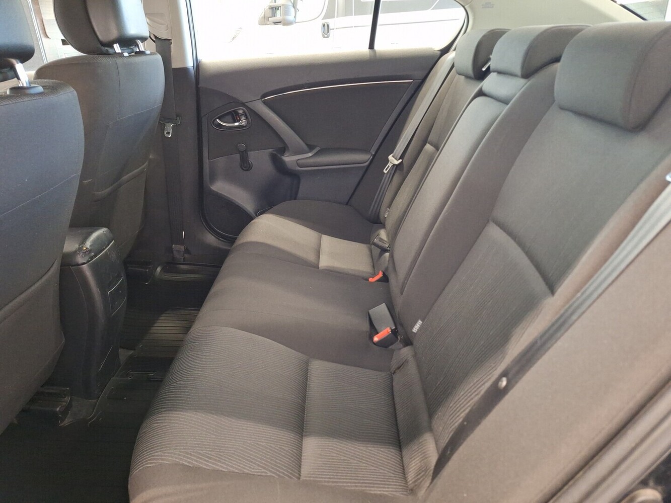 Toyota Avensis vaihtoauto