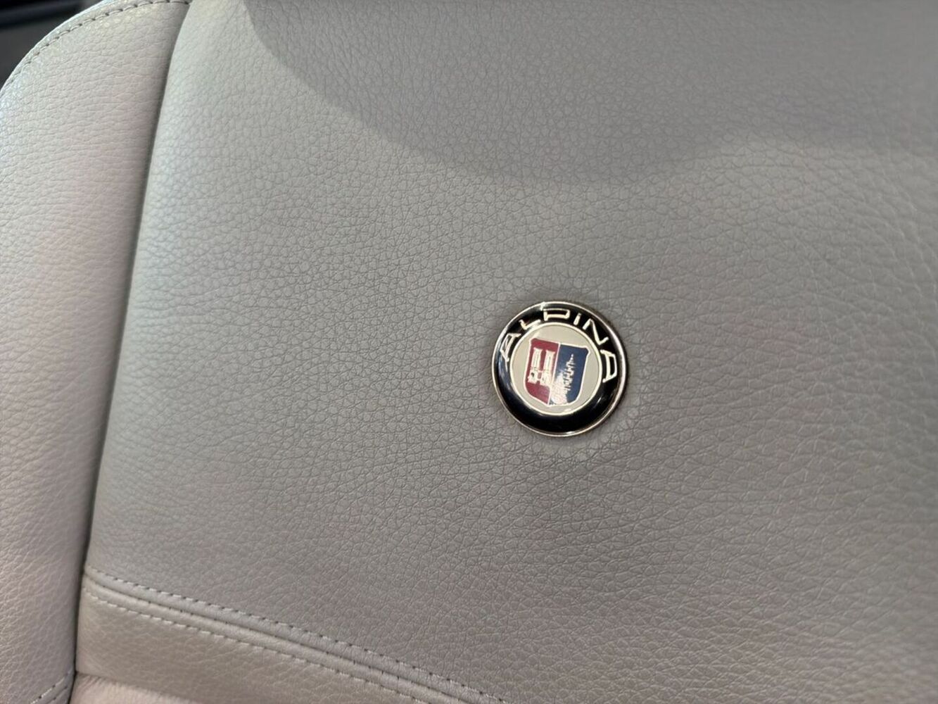 BMW Alpina B3 vaihtoauto