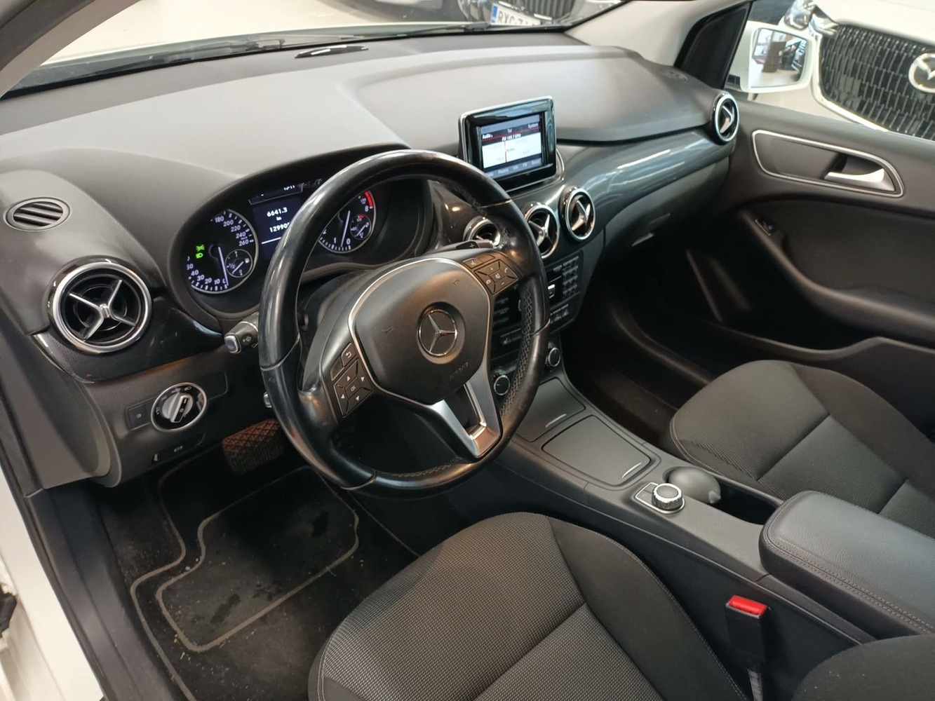 Mercedes-Benz B vaihtoauto