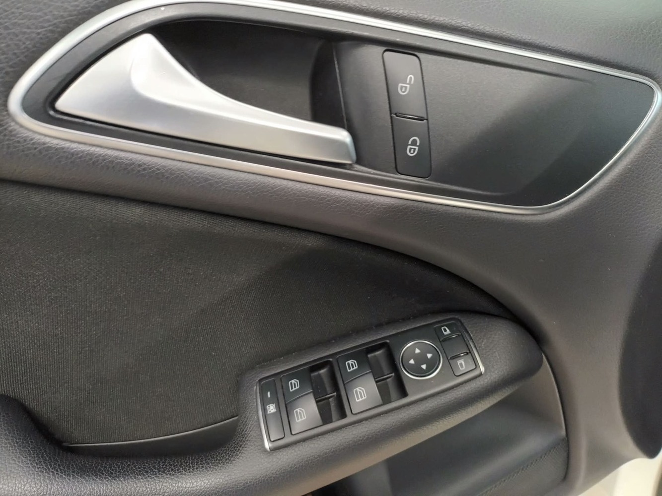 Mercedes-Benz B vaihtoauto