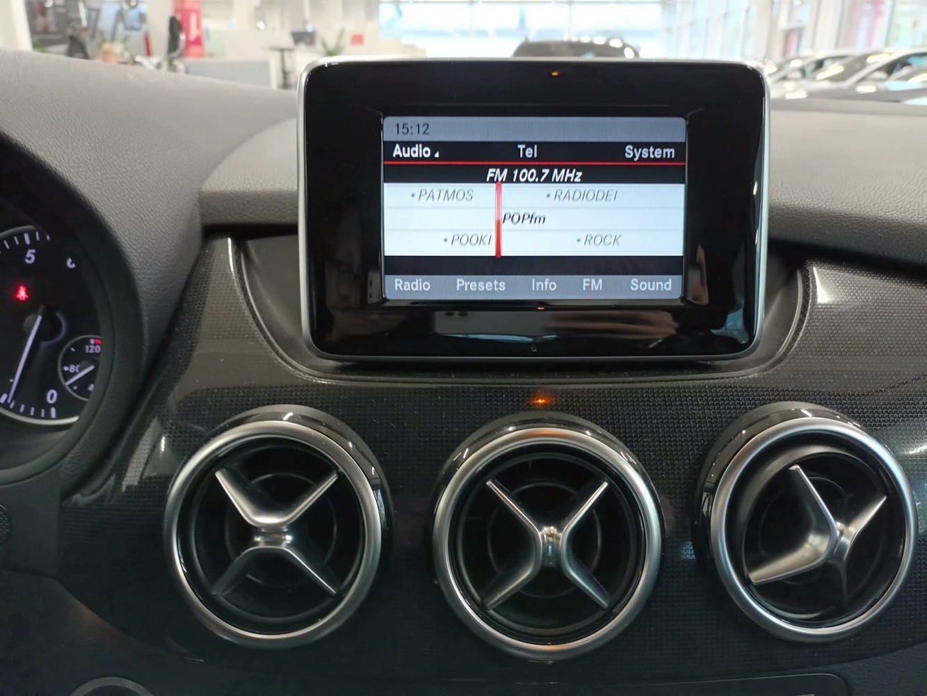 Mercedes-Benz B vaihtoauto