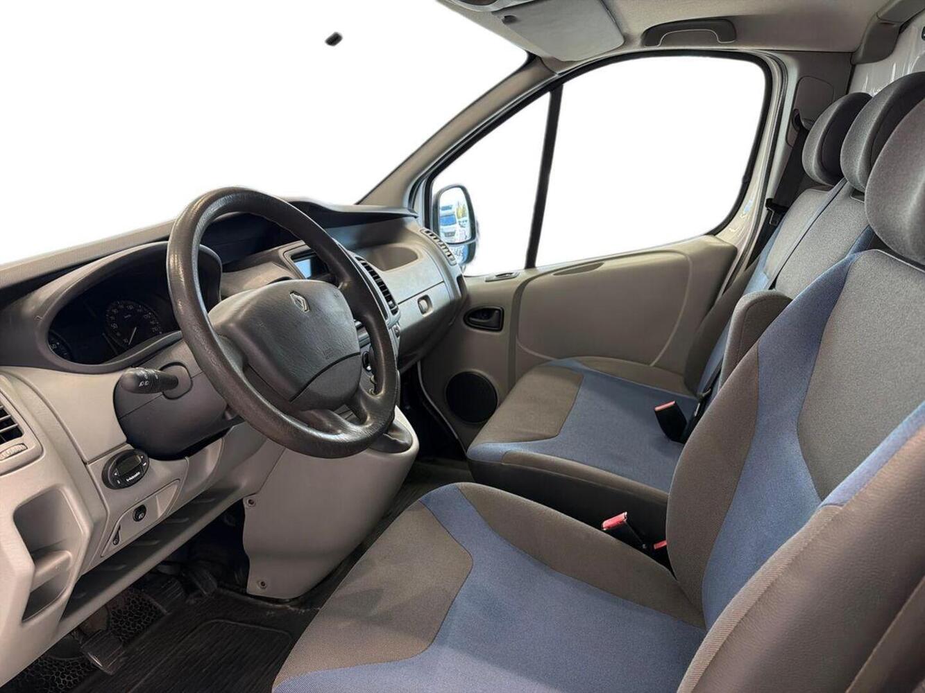 Renault Trafic vaihtoauto