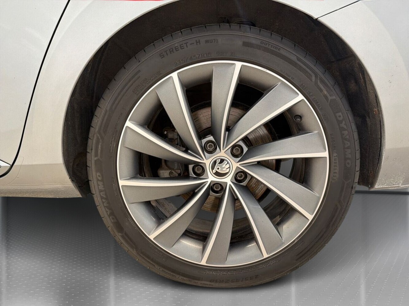 Skoda Superb vaihtoauto