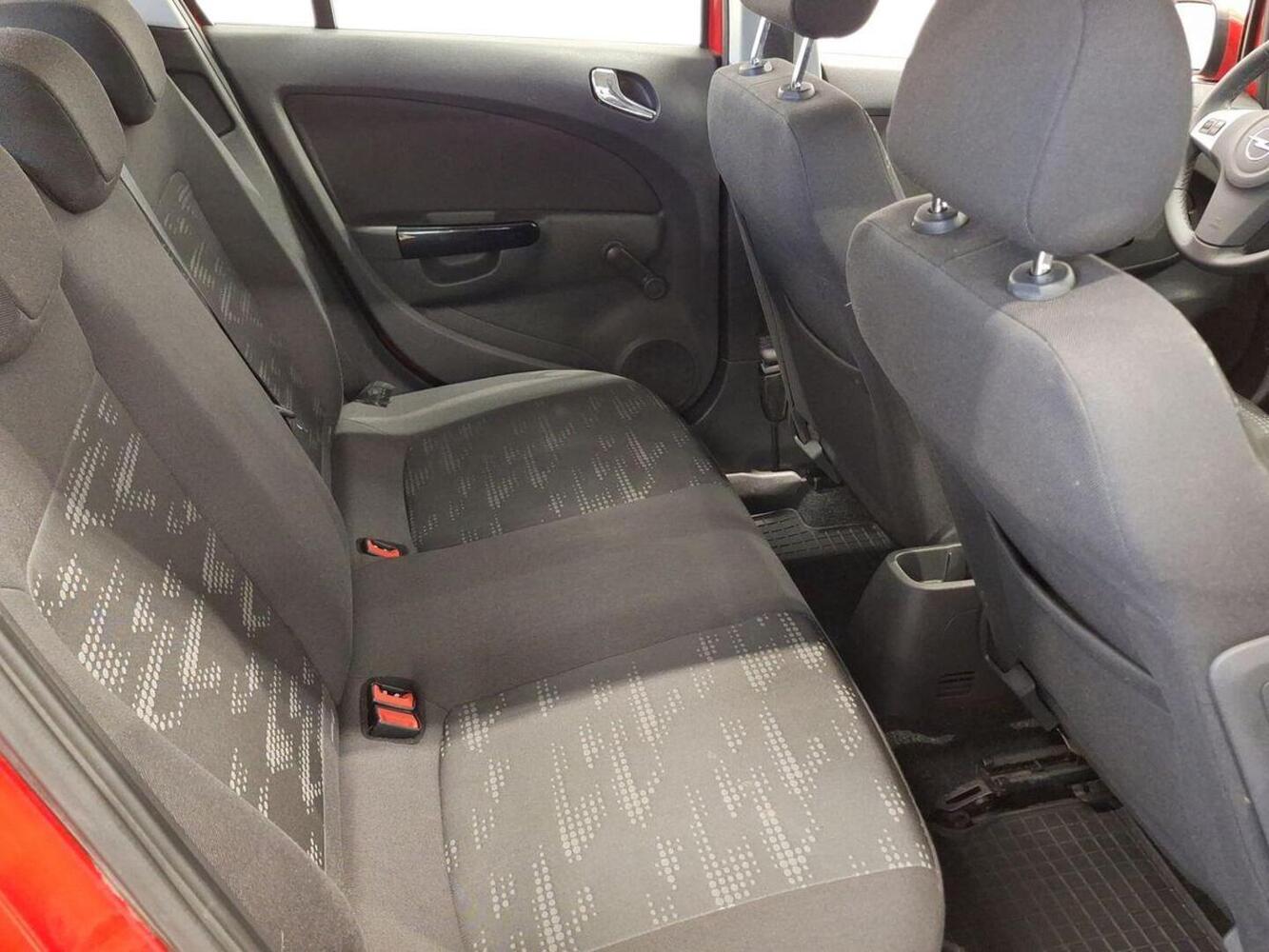 Opel Corsa vaihtoauto