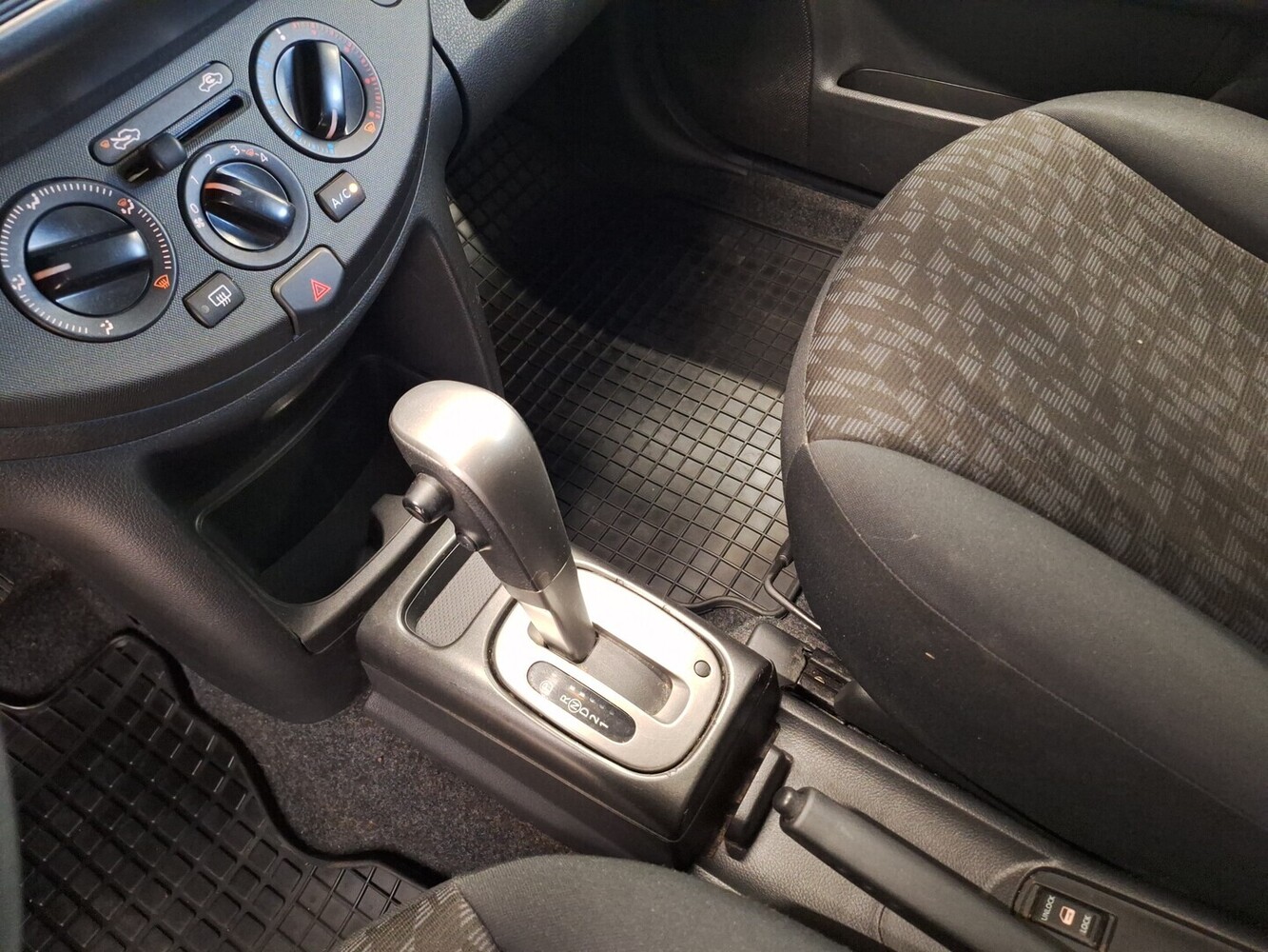Nissan NOTE vaihtoauto