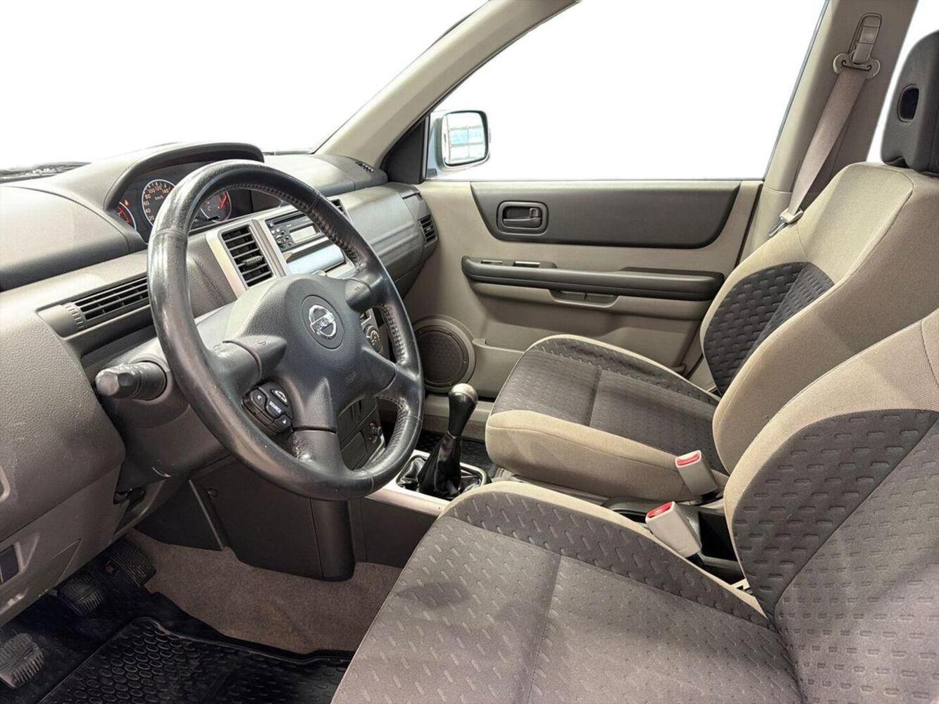 Nissan X-Trail vaihtoauto