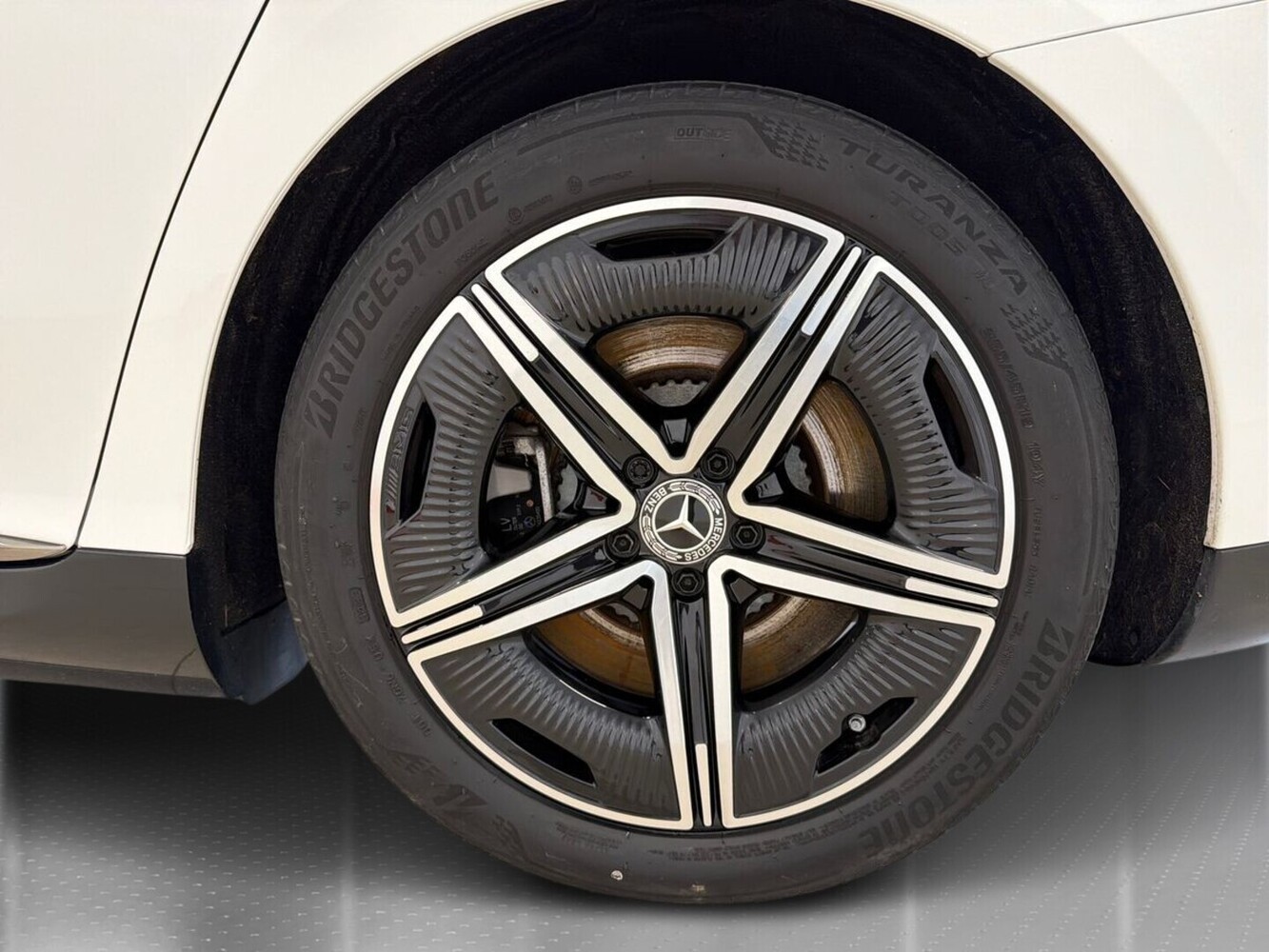 Mercedes-Benz EQE vaihtoauto