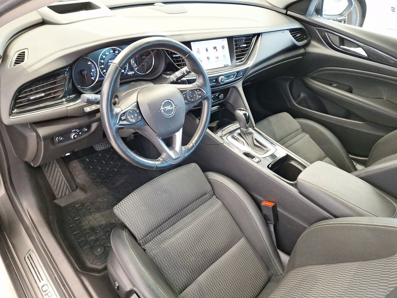 Opel Insignia vaihtoauto