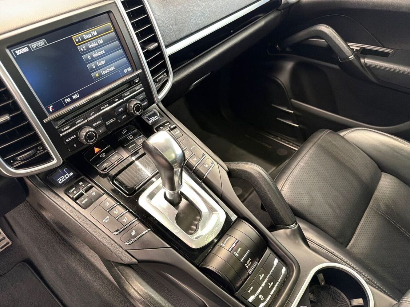 Porsche Cayenne vaihtoauto