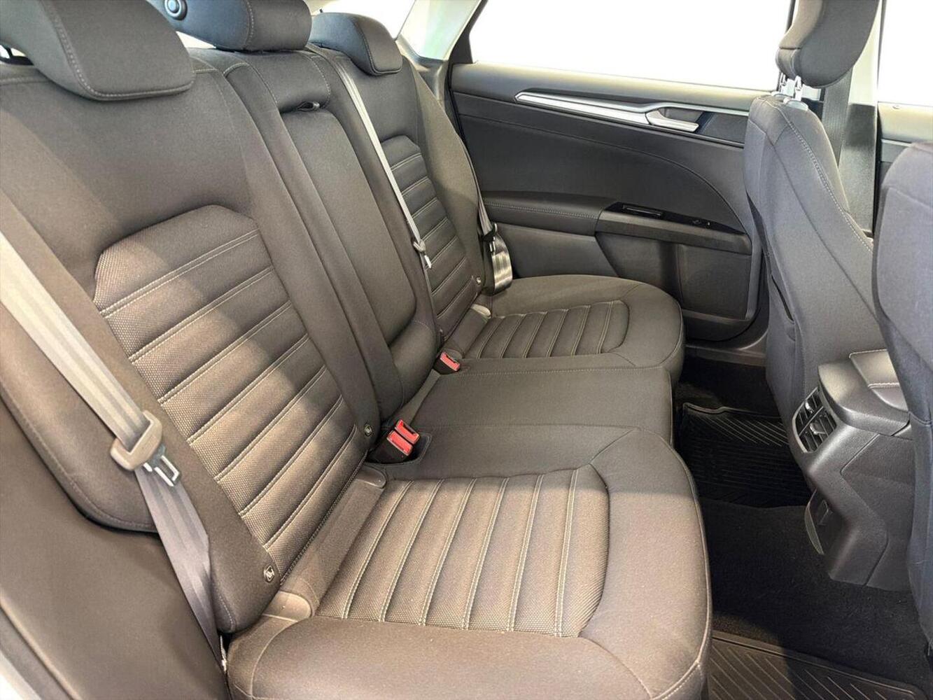 Ford Mondeo vaihtoauto