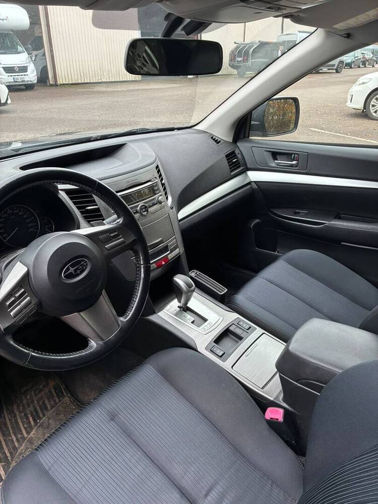 Subaru Legacy vaihtoauto