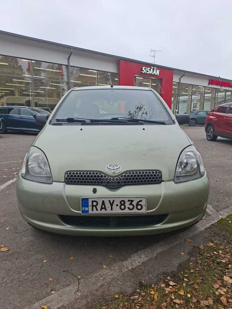 Toyota Yaris vaihtoauto