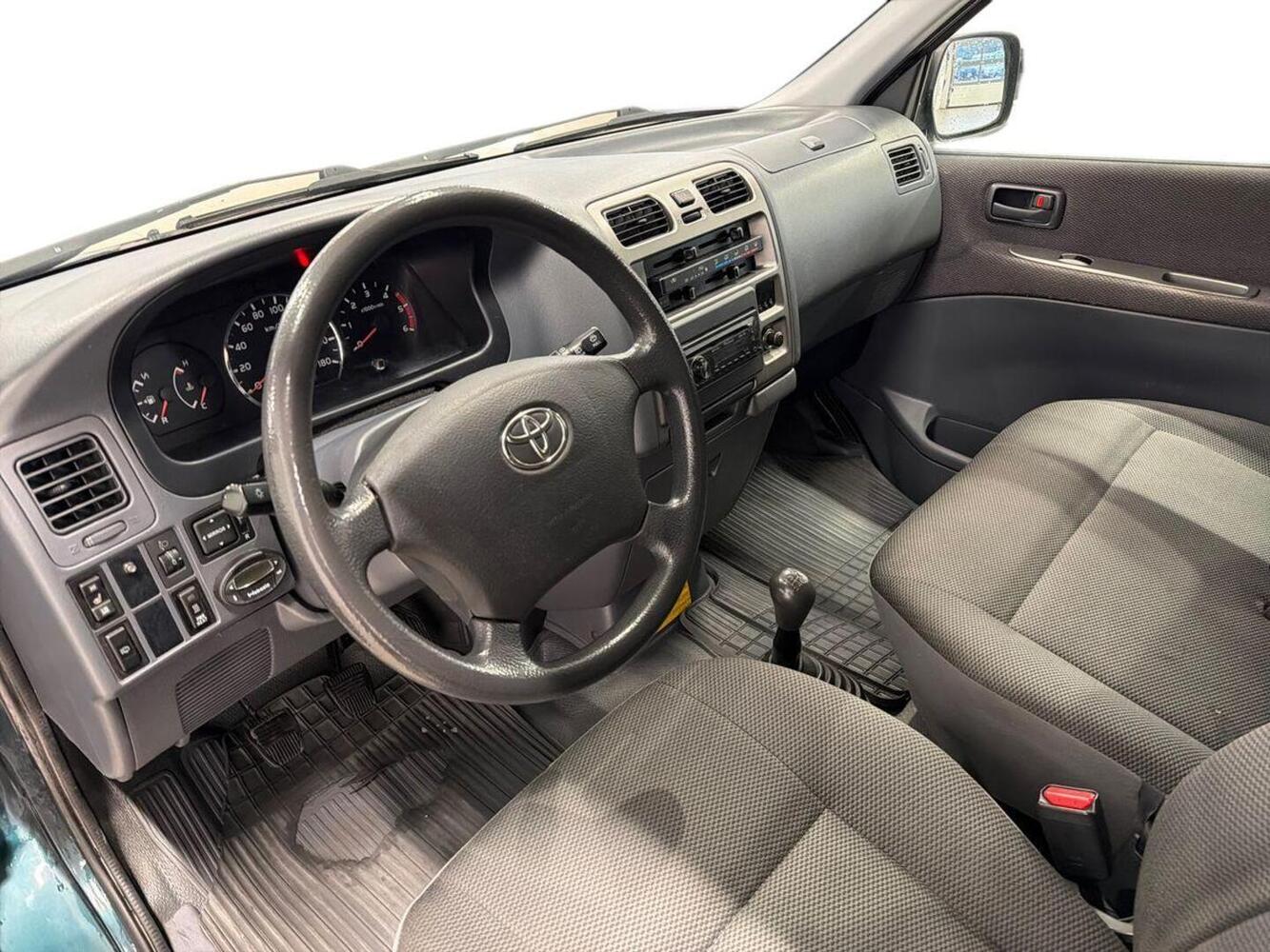 Toyota Hiace vaihtoauto