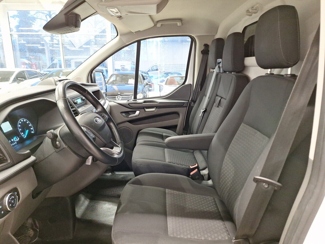 Ford Transit Custom vaihtoauto