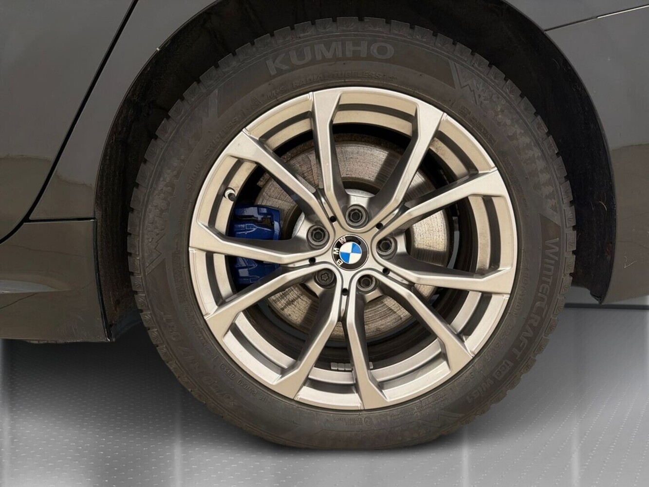 BMW 330 vaihtoauto