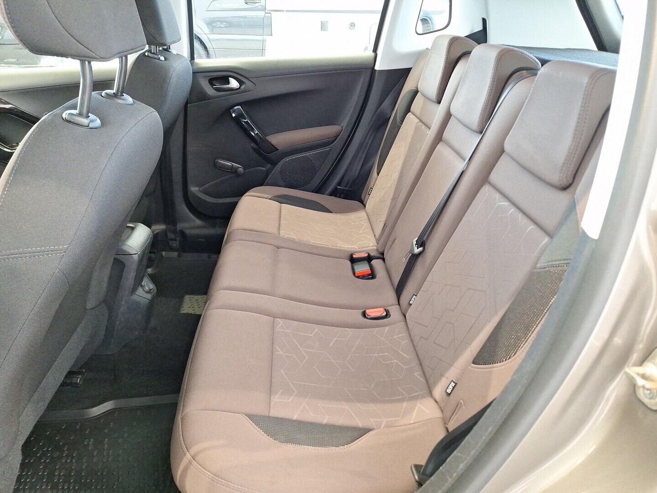 Peugeot 2008 vaihtoauto