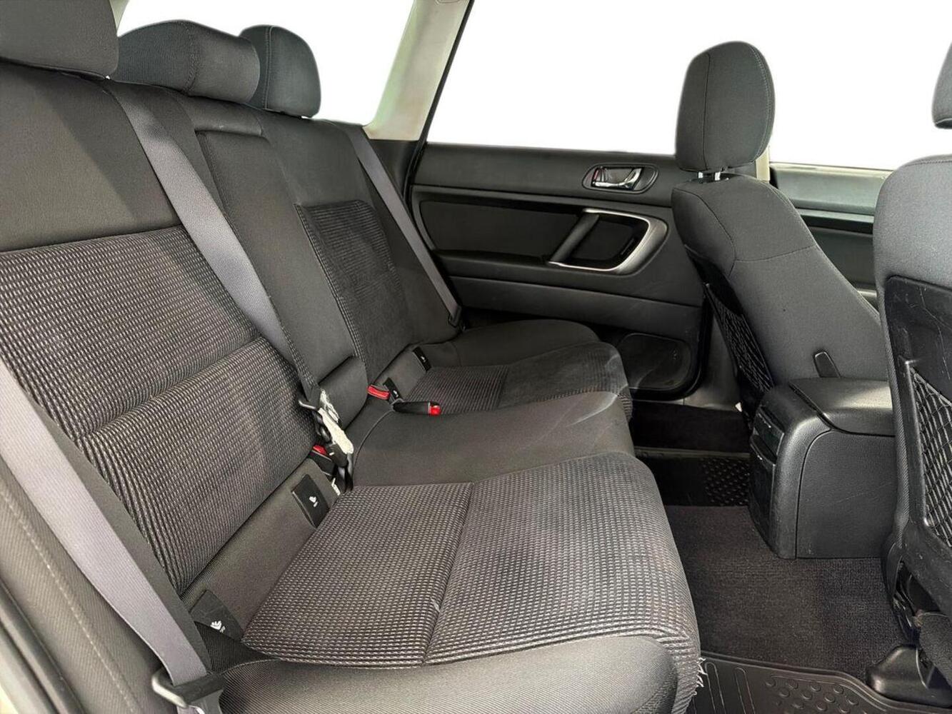 Subaru Legacy vaihtoauto