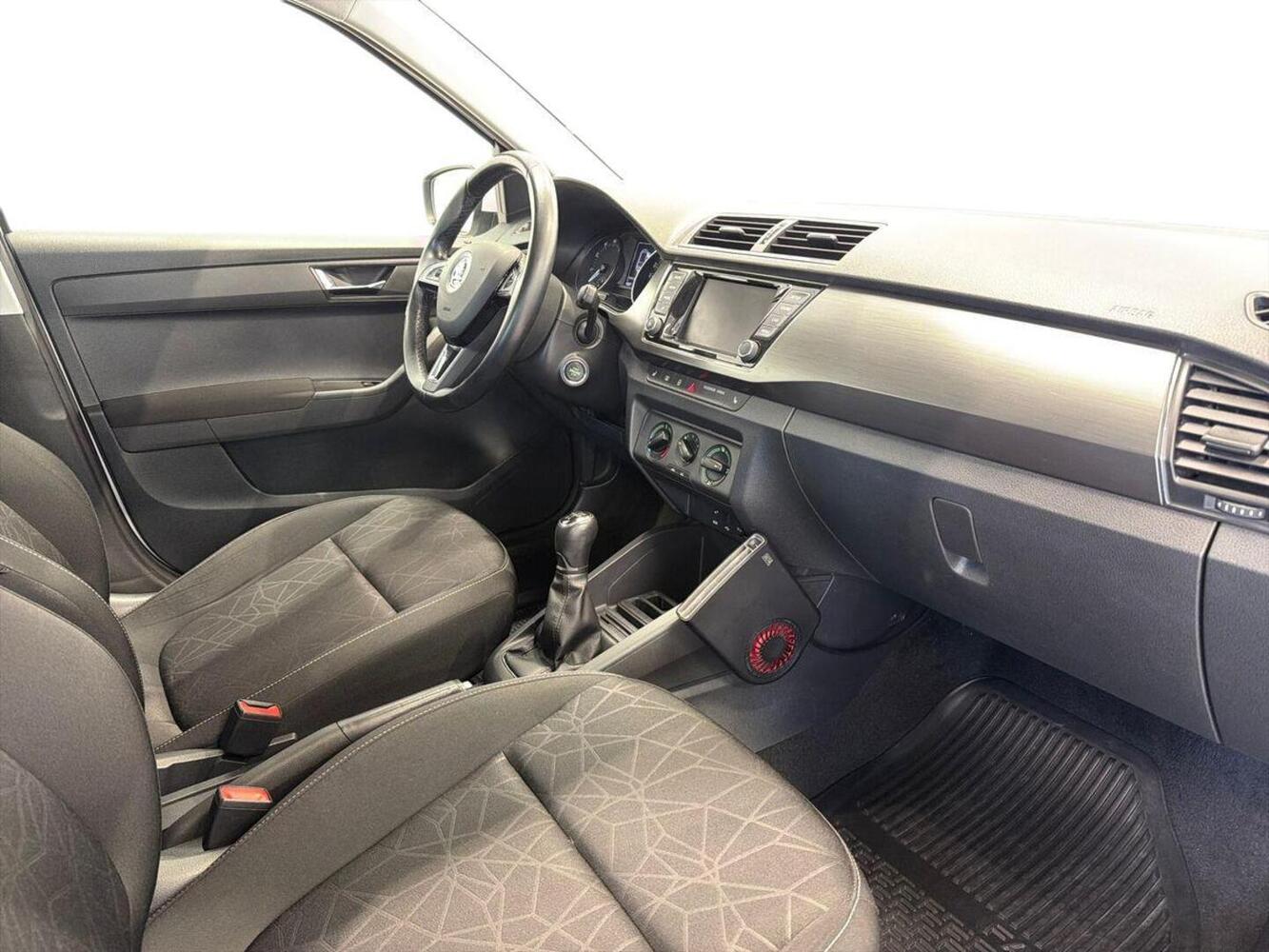 Skoda Fabia vaihtoauto