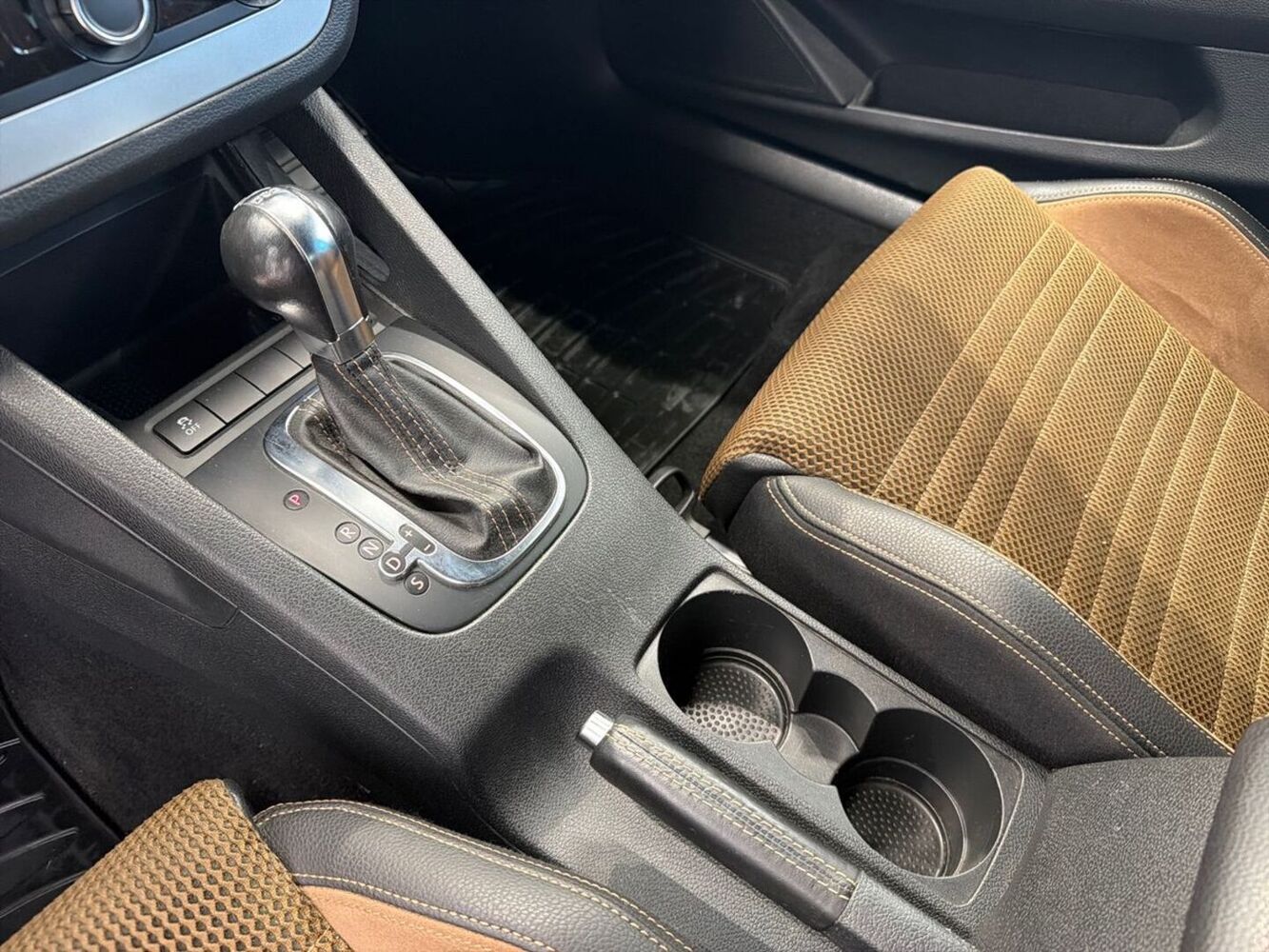Volkswagen Scirocco vaihtoauto