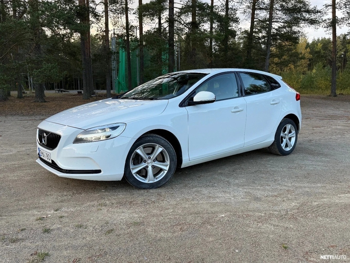 Volvo V40 vaihtoauto