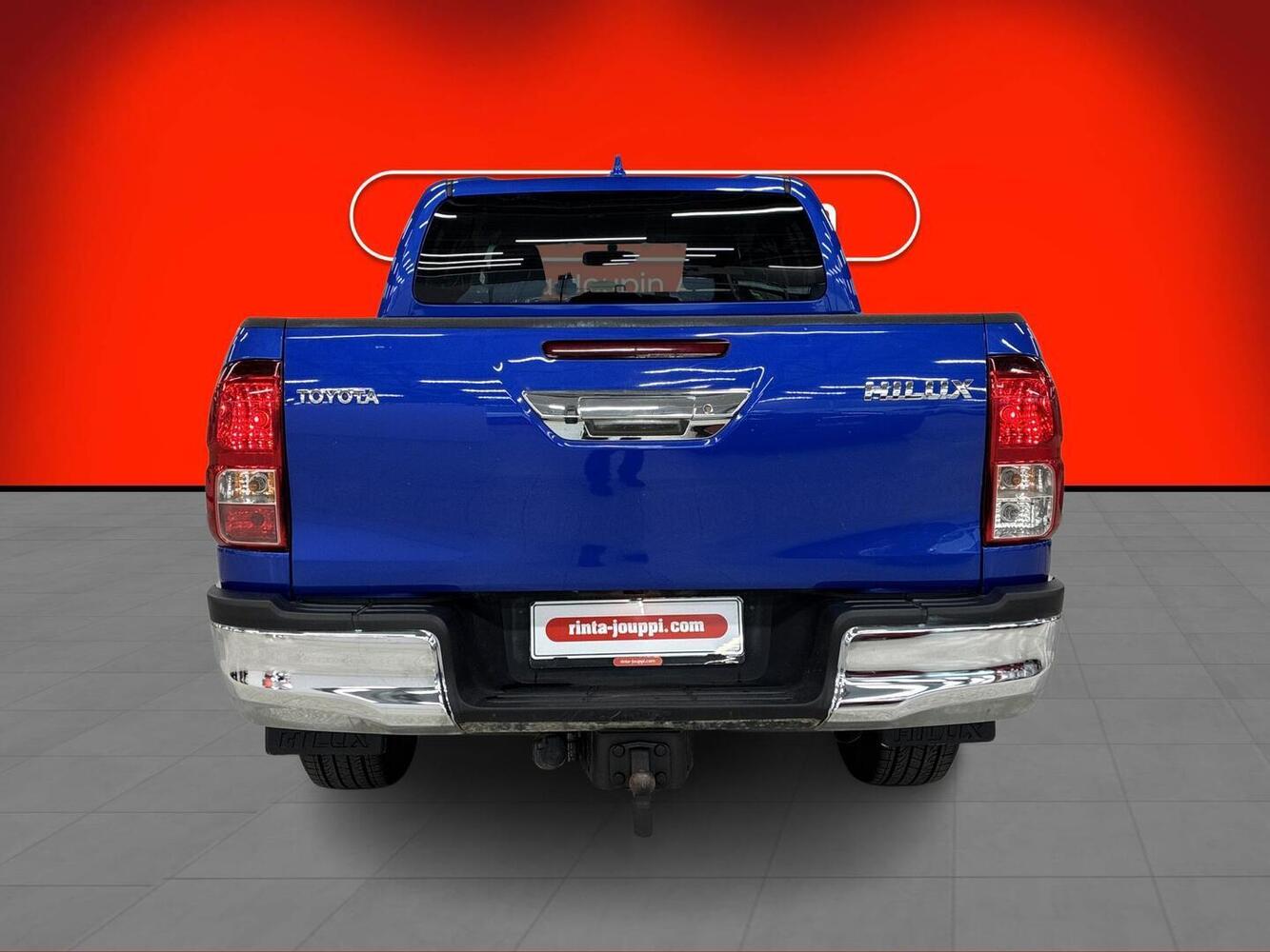 Toyota Hilux vaihtoauto