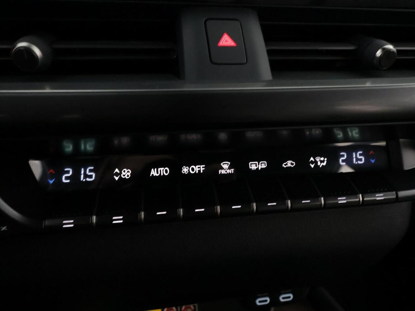 Lexus UX vaihtoauto