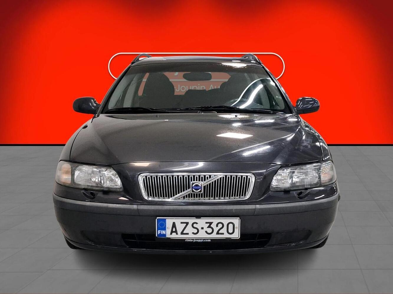 Volvo V70 vaihtoauto