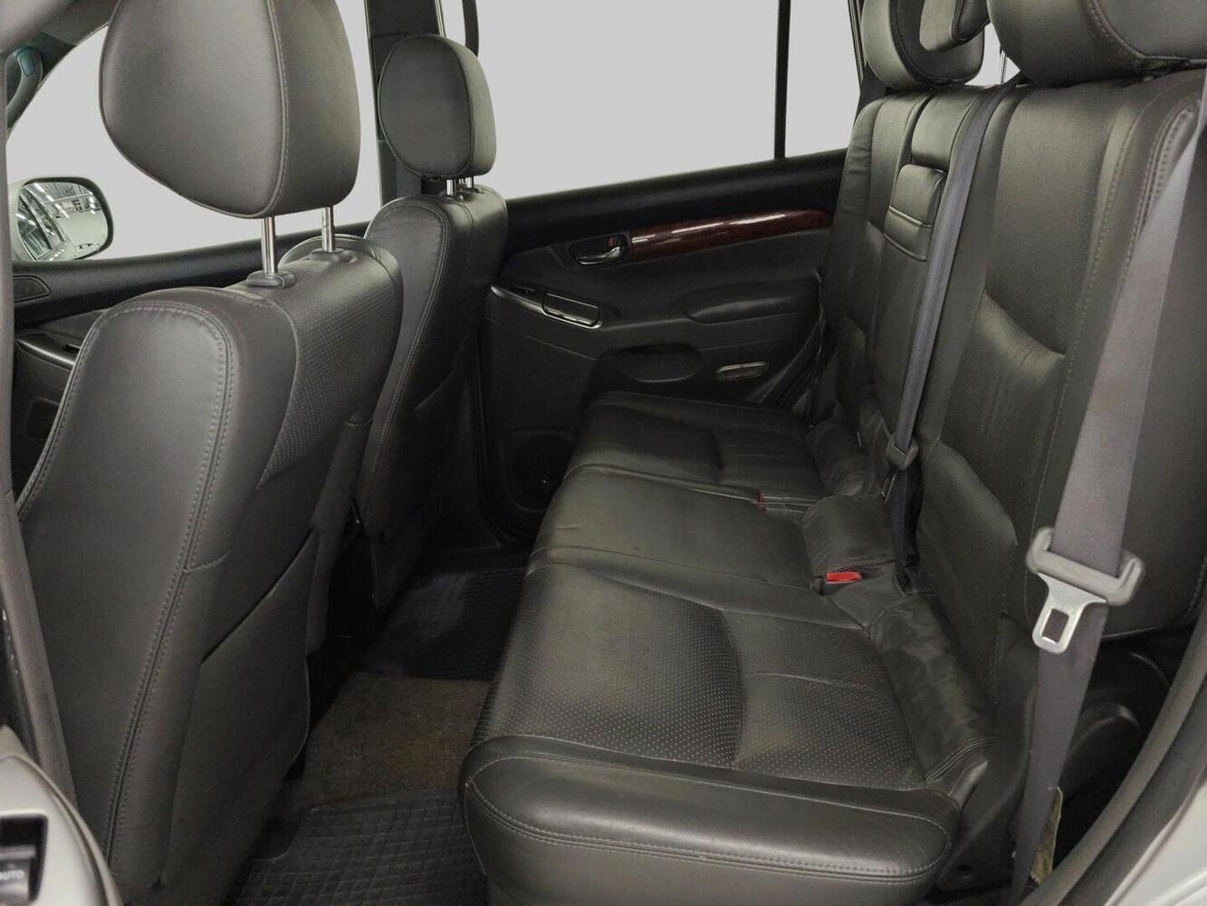 Toyota Land Cruiser vaihtoauto