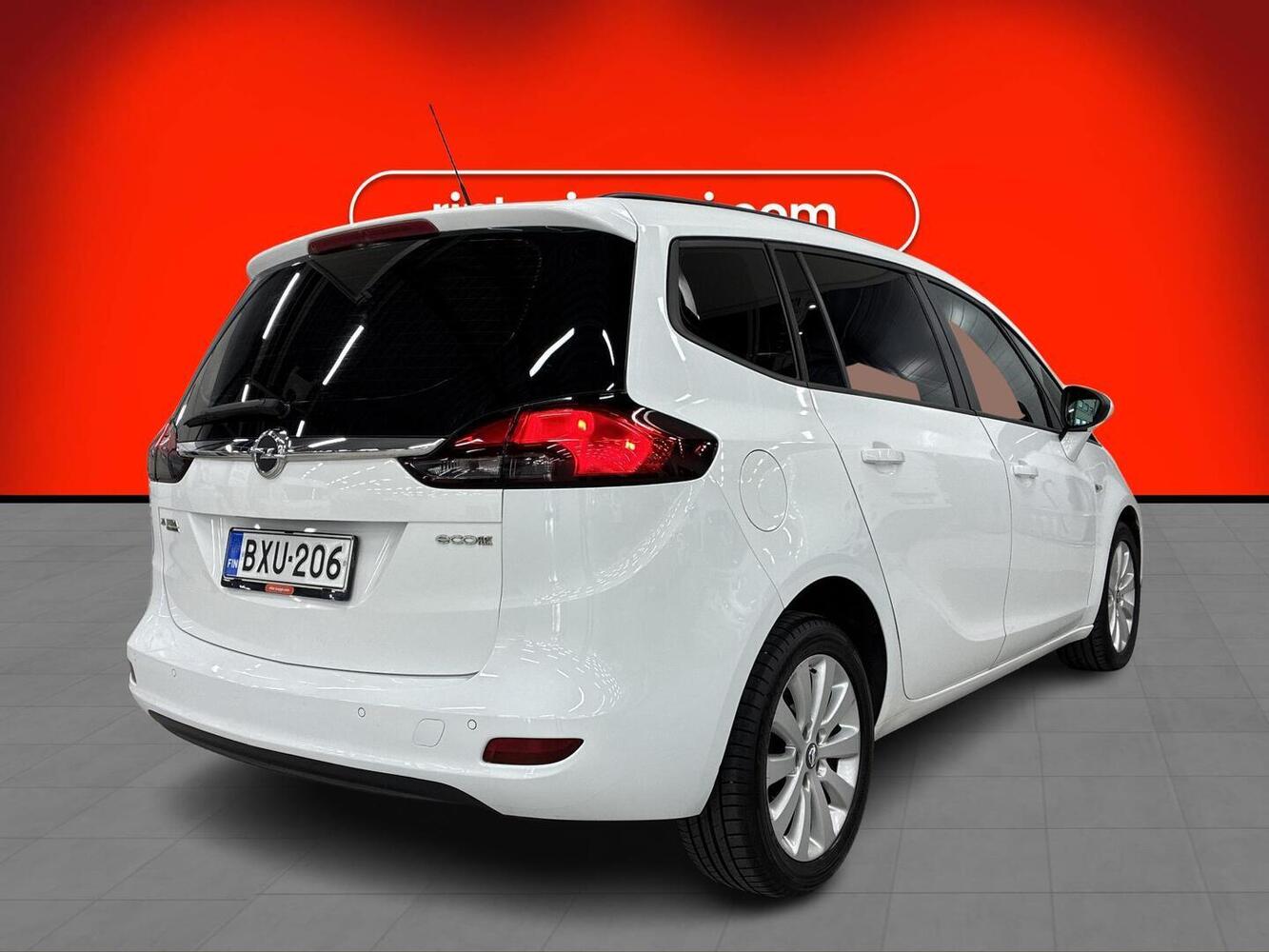 Opel Zafira Tourer vaihtoauto