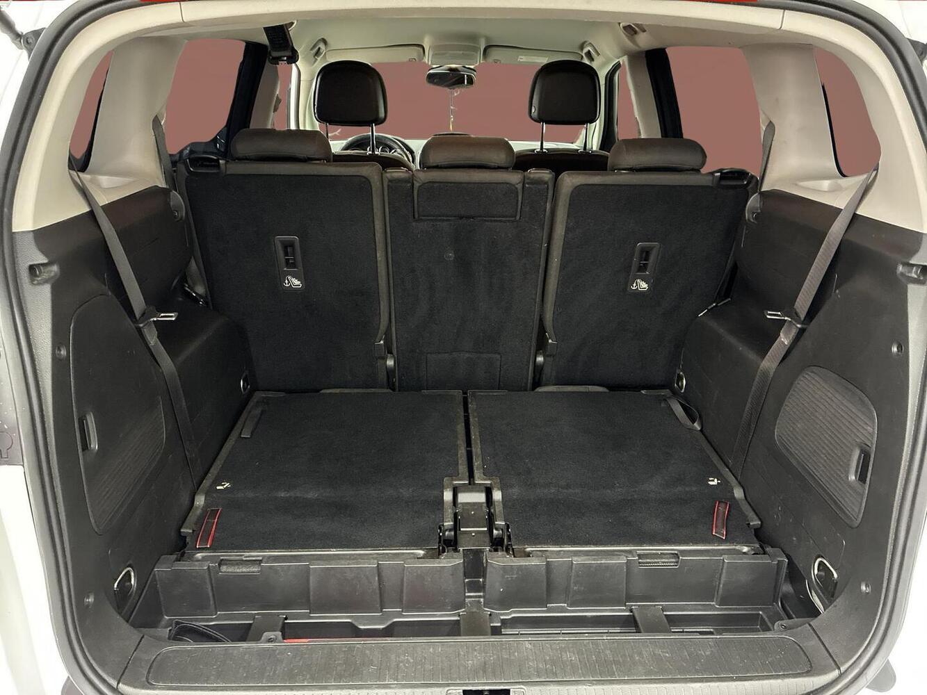 Opel Zafira Tourer vaihtoauto