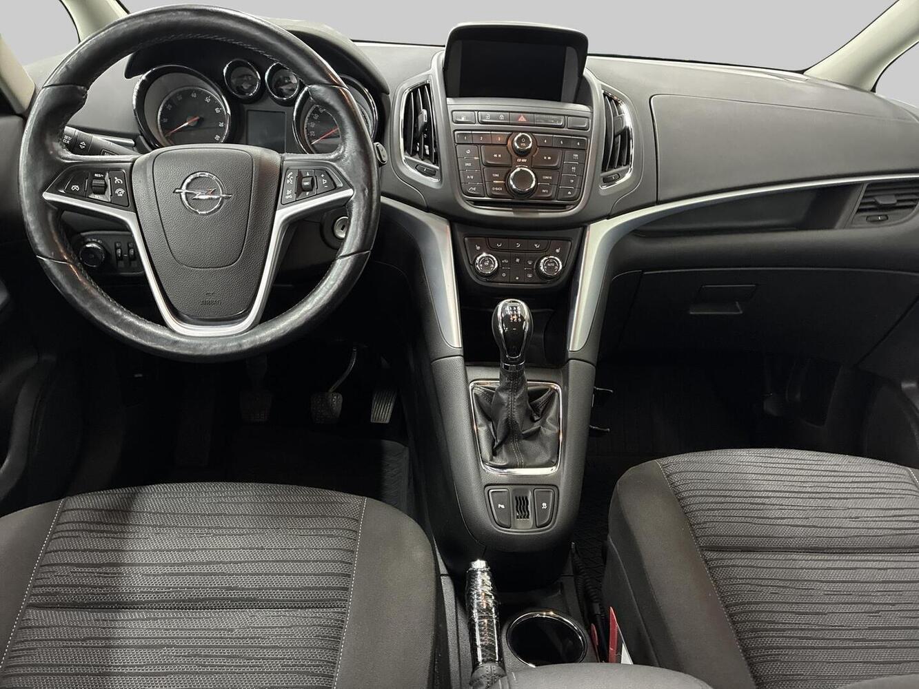 Opel Zafira Tourer vaihtoauto