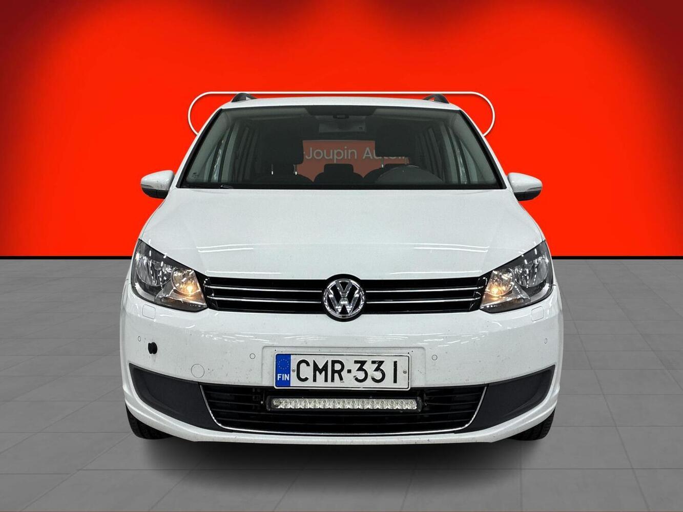 Volkswagen Touran vaihtoauto