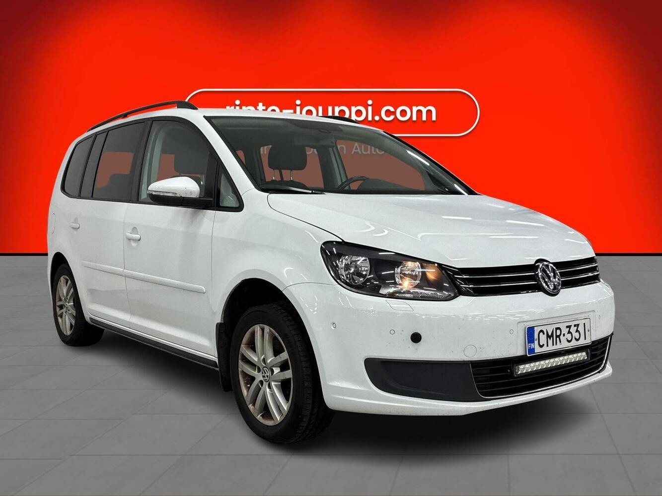 Volkswagen Touran vaihtoauto