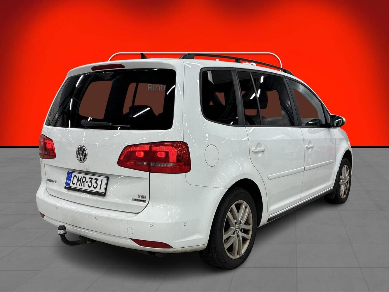 Volkswagen Touran vaihtoauto