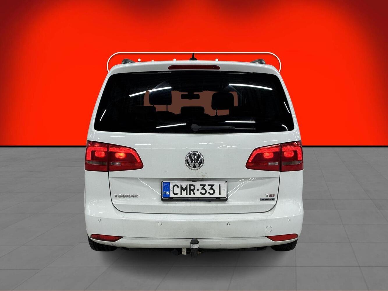 Volkswagen Touran vaihtoauto