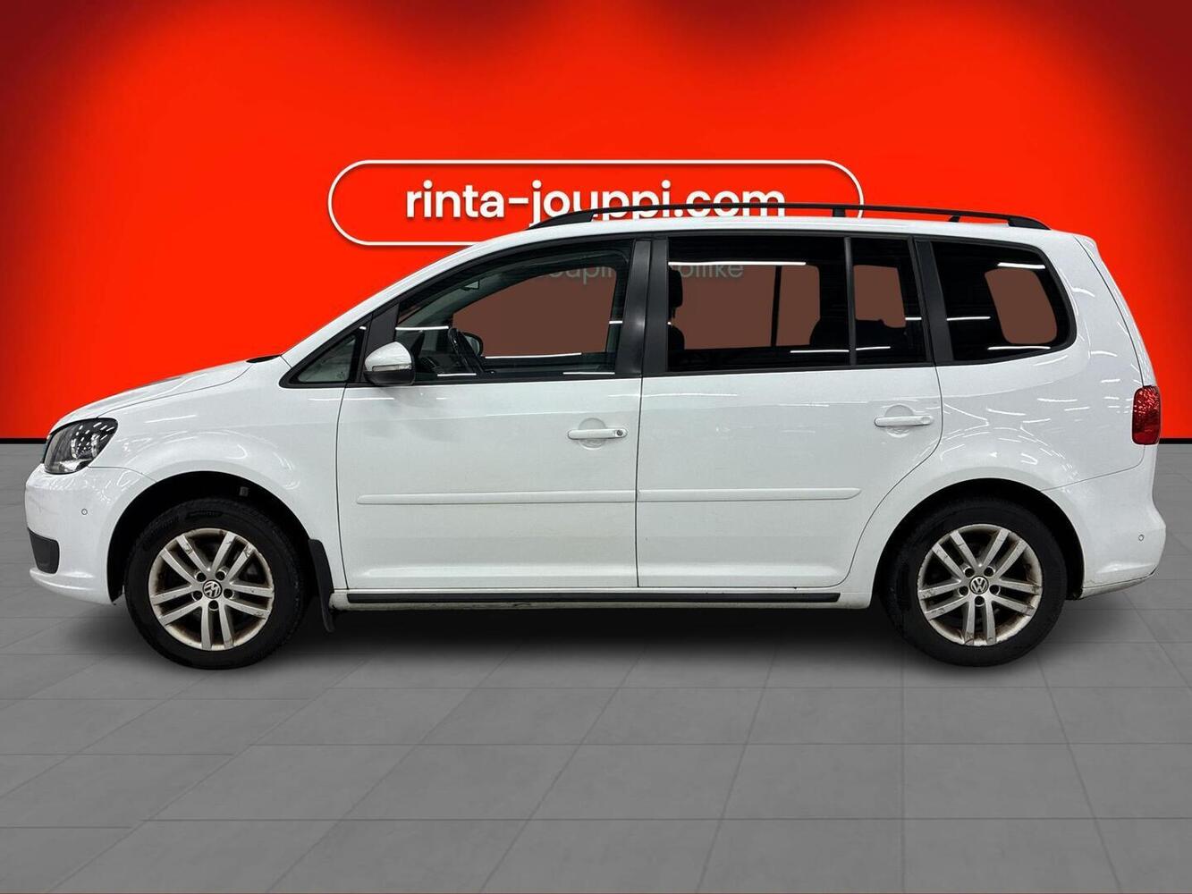 Volkswagen Touran vaihtoauto
