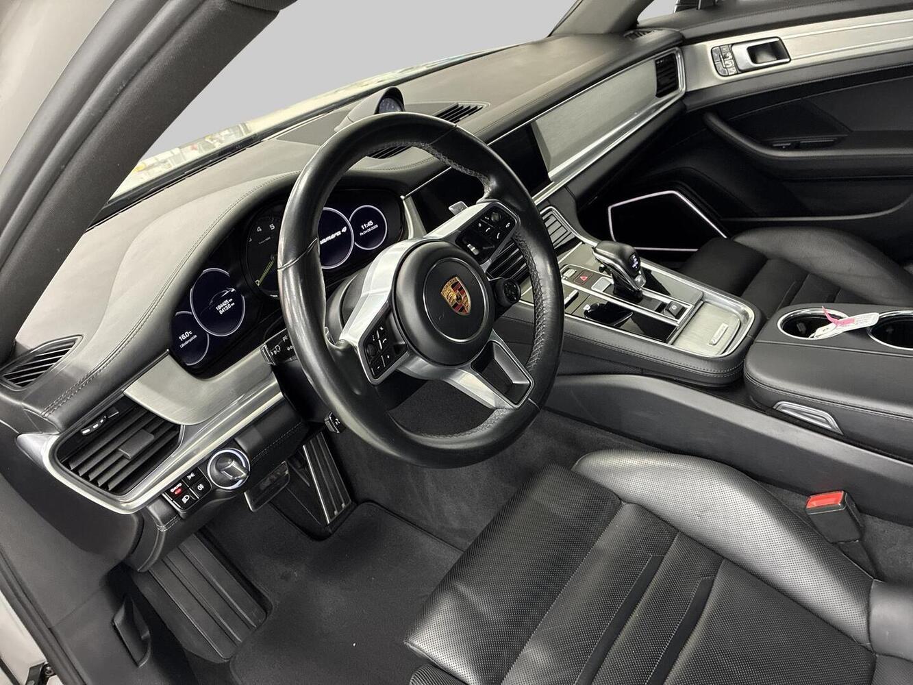 Porsche Panamera vaihtoauto