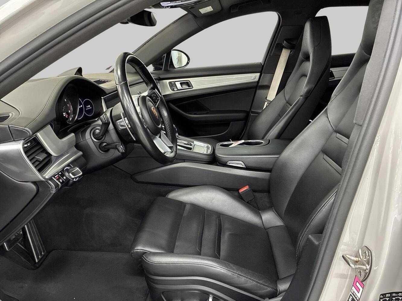 Porsche Panamera vaihtoauto