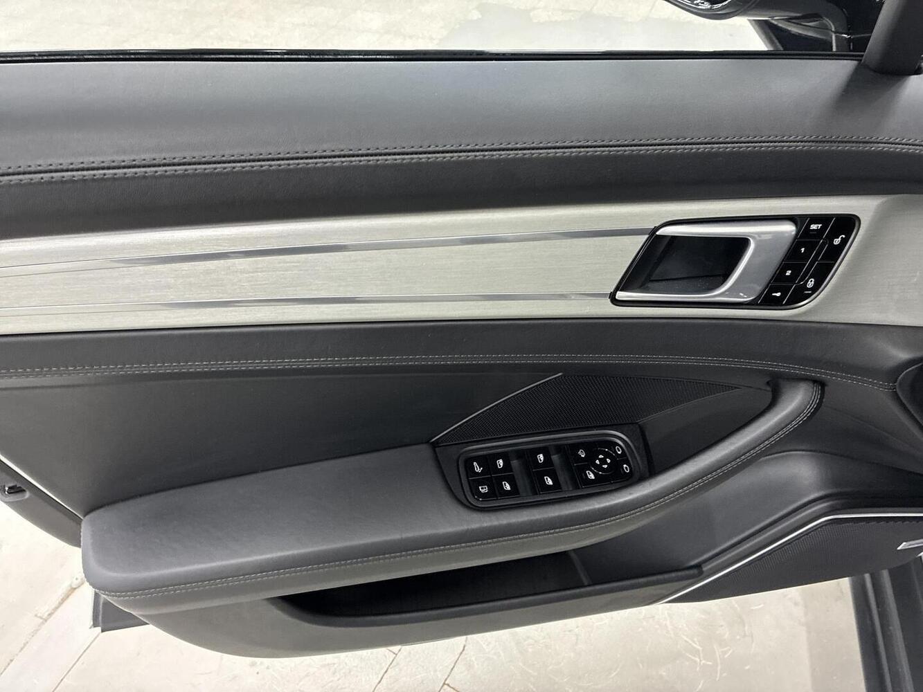 Porsche Panamera vaihtoauto