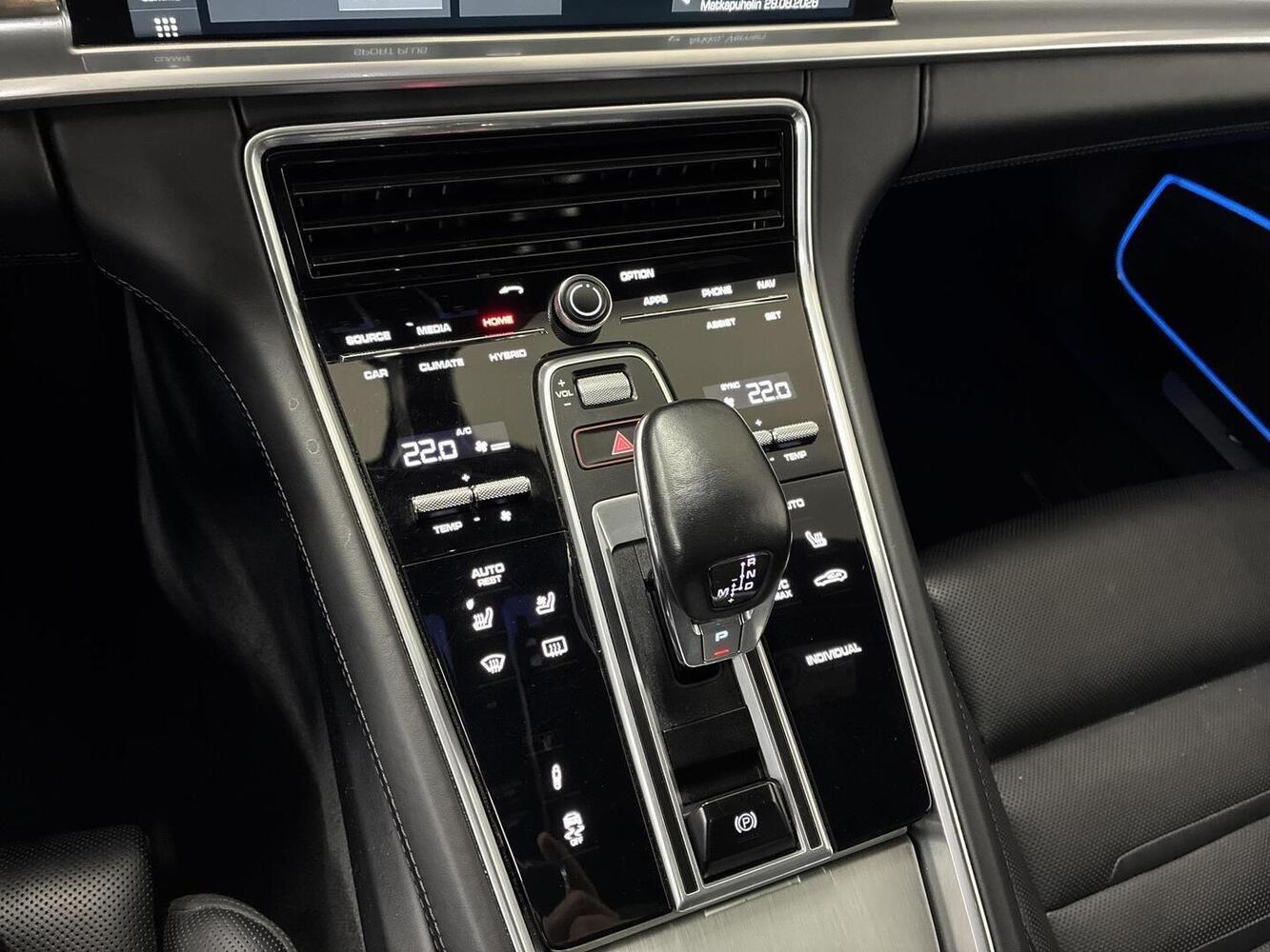 Porsche Panamera vaihtoauto