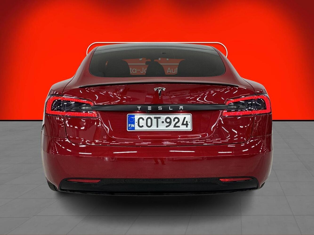 Tesla Model S vaihtoauto
