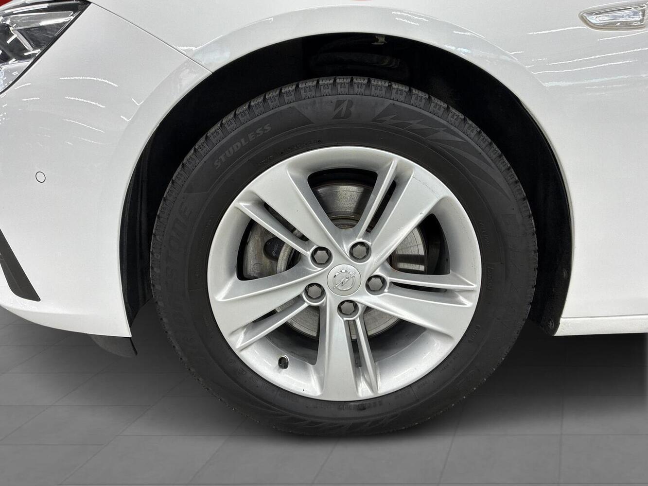 Opel Insignia vaihtoauto