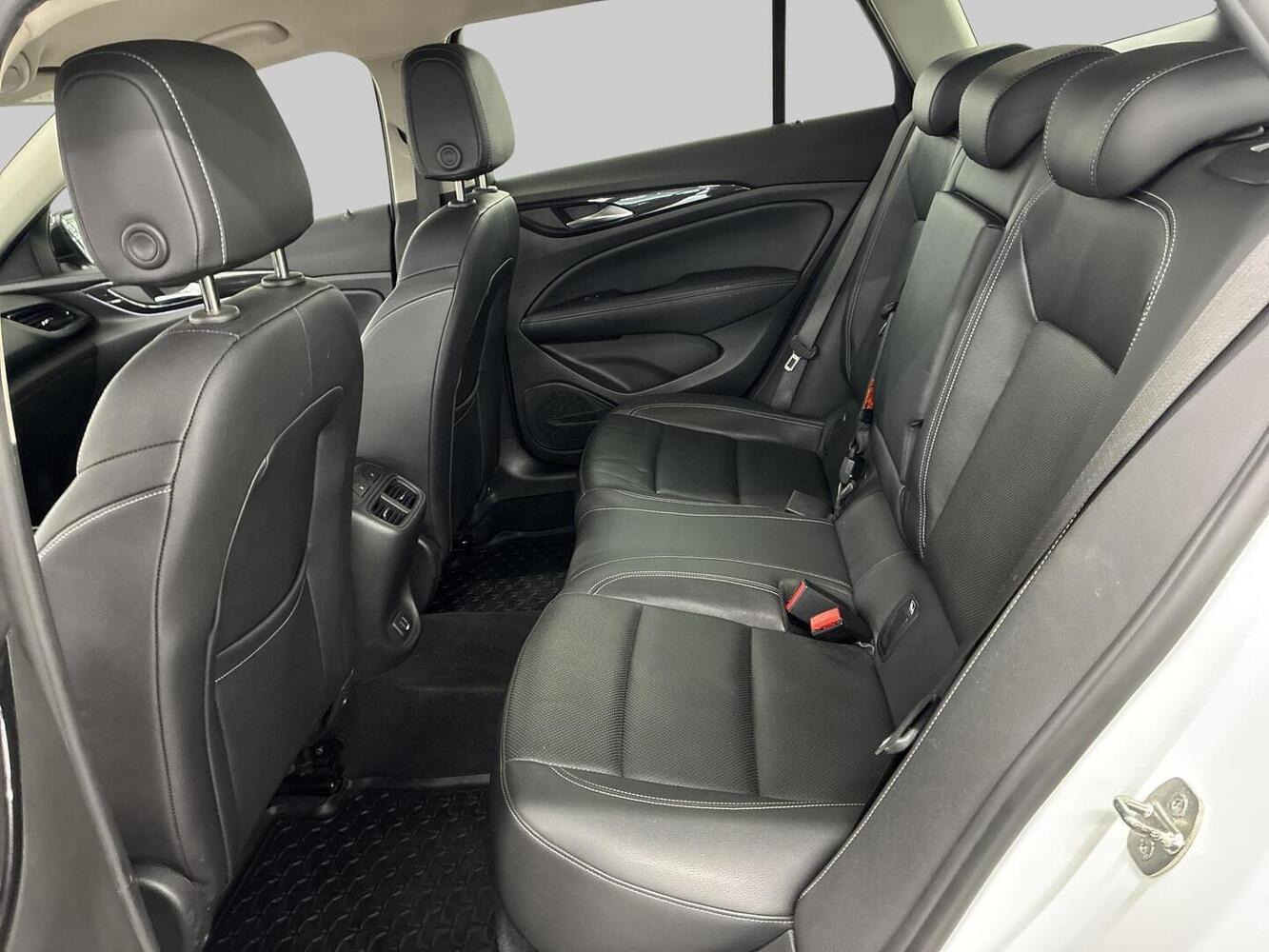 Opel Insignia vaihtoauto