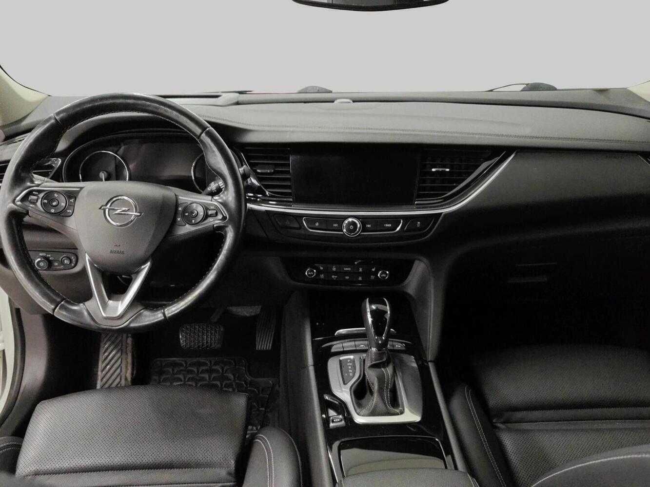 Opel Insignia vaihtoauto