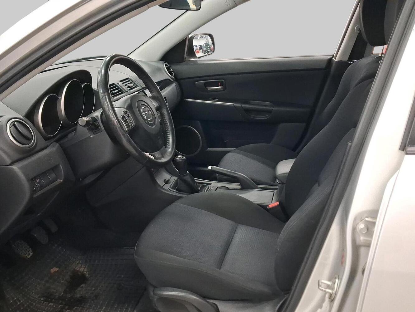 Mazda 3 vaihtoauto