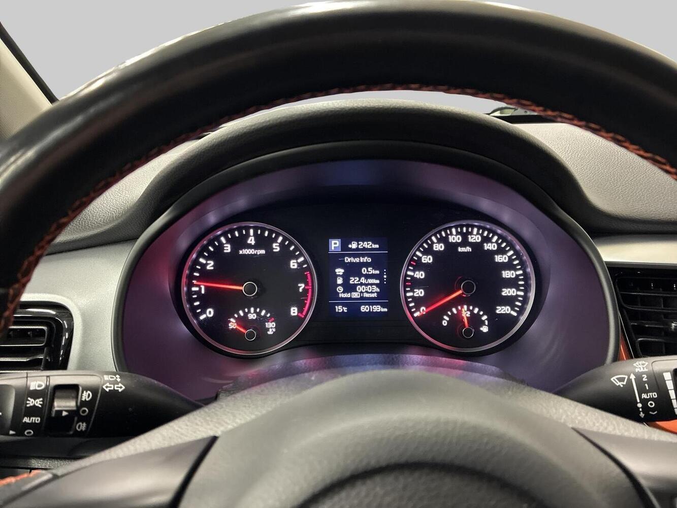 Kia Stonic vaihtoauto