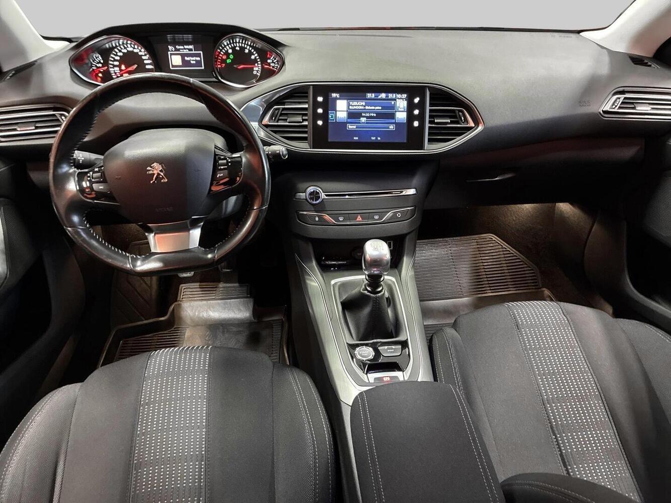 Peugeot 308 vaihtoauto