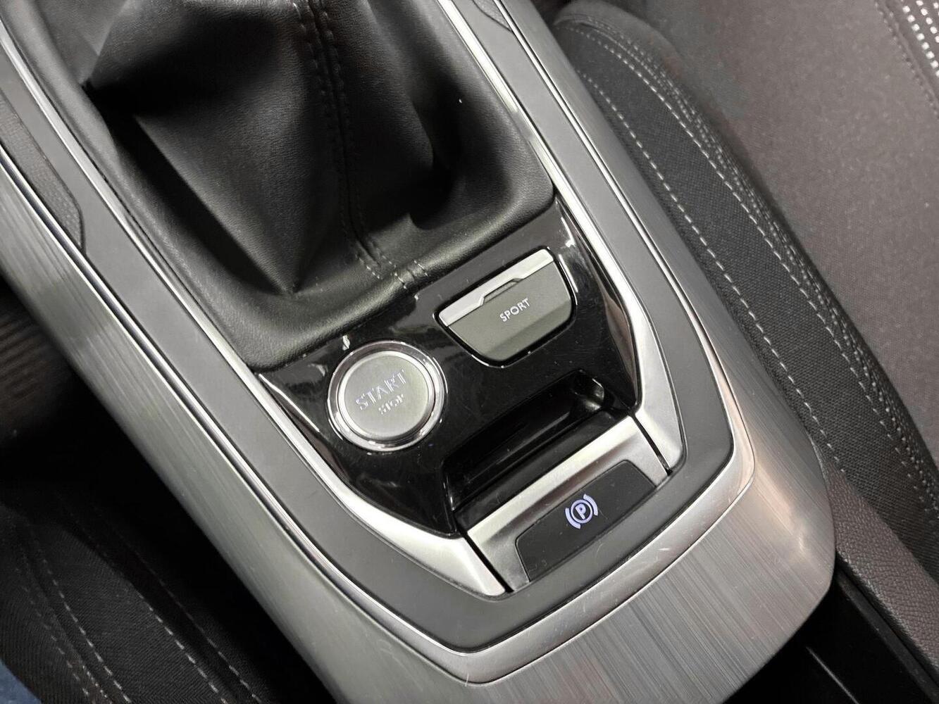 Peugeot 308 vaihtoauto